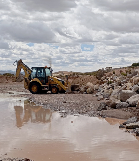 Proyecto de alquiler de retroexcavadora en Arequipa